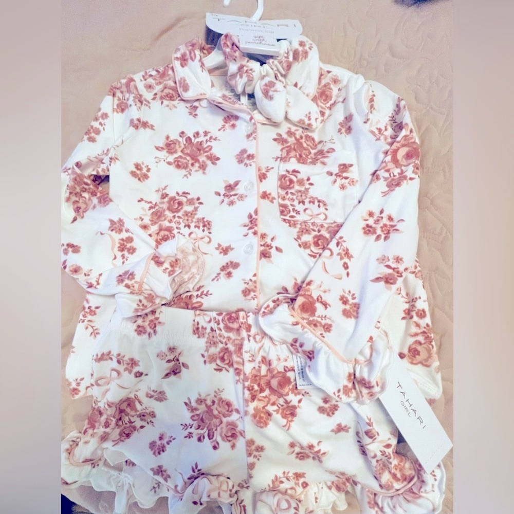 NWT  girls shabby chic coquette 🎀 shabby chic pj set. Girls Size 5/6